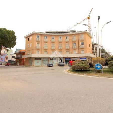 Ampio Bilocale Caorle Lungomare Levante Exterior foto